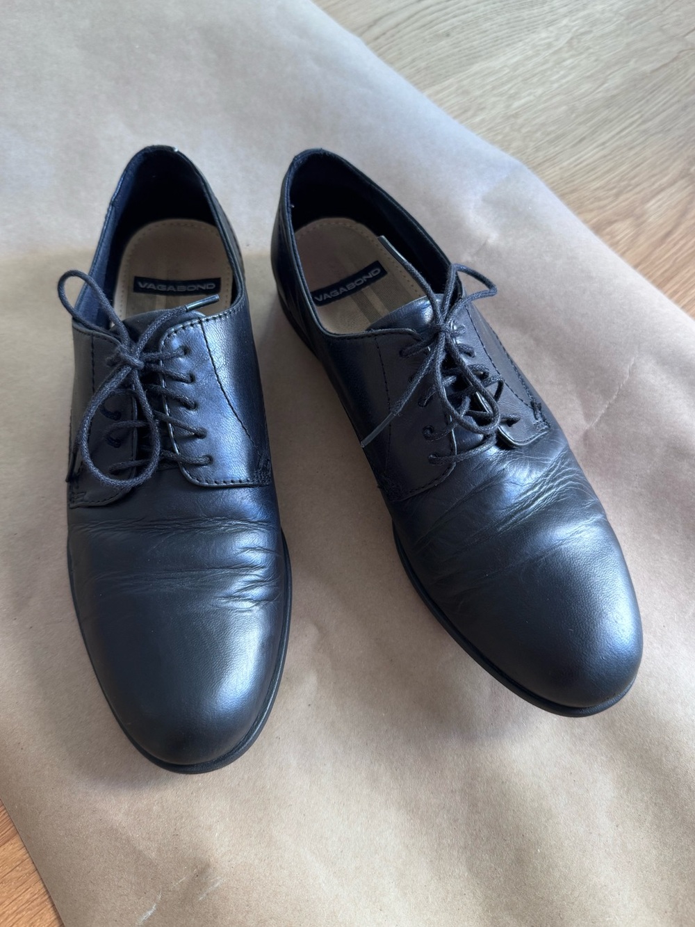 Vagabond Black Leather Derby Shoes Women’s 39